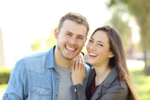 Read more about the article Boost Your Confidence with a Hollywood Smile