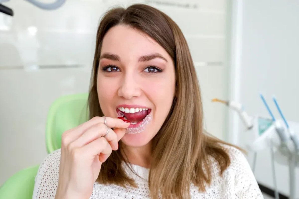 Invisalign clear aligners in Albert Park dental clinic