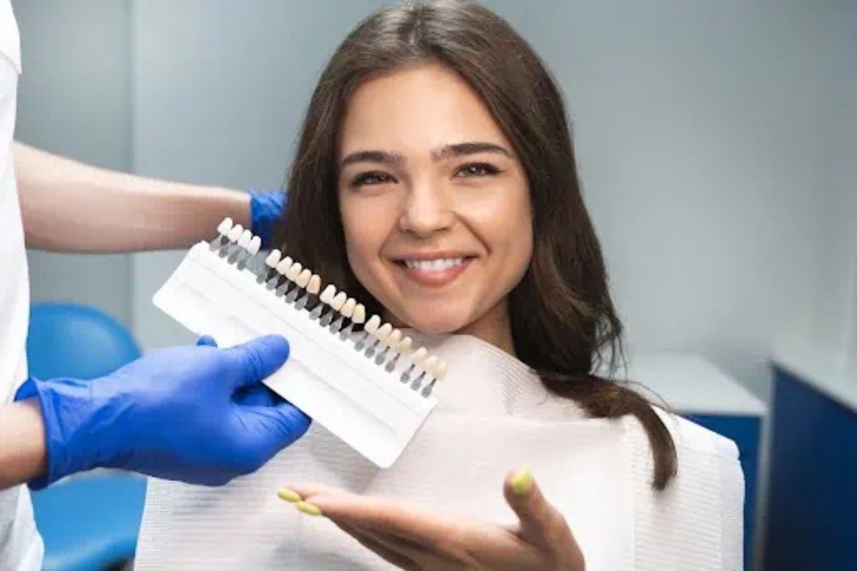 Dentist applying veneers near Glen Iris, Victoria