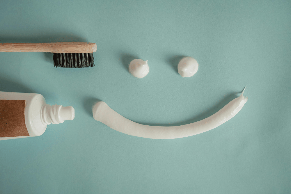 You are currently viewing Choosing the Right Toothbrush & Toothpaste